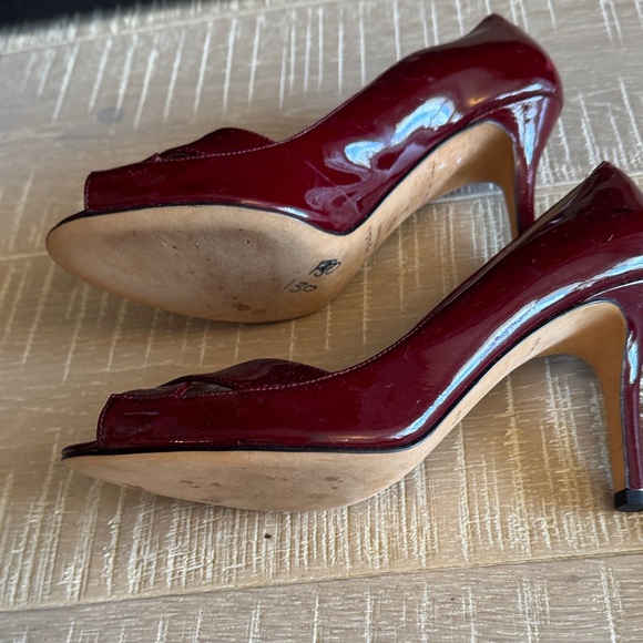4 pair Patent Pointed-Toe Pumps (kate spade, Banana Republic, Nine West) - Picture 7 of 11